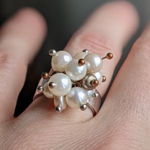 Atomic style Pearl Ring